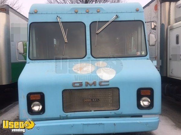 18' Diesel GMC Step Van Aluminum Kitchen Food Truck / Mobile Kitchen