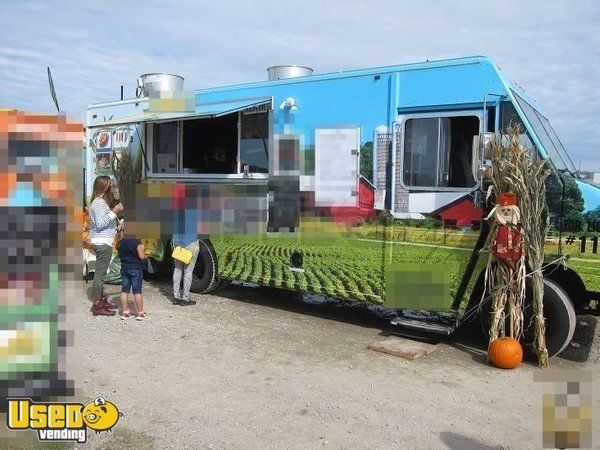 2015 Custom-Built Diesel Step Van Kitchen Food Truck with Corn Roaster