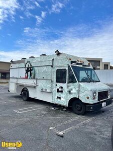 NEW ENGINE Low Miles -Loaded 2011 Ford F450 All-Purpose Food Truck