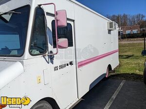 Used - 20' Chevrolet Grumman Olson Step Van Ice Cream/ Soft Serve Truck