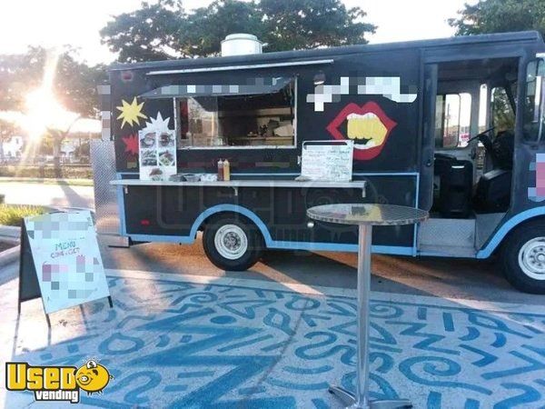 TURNKEY 20' Chevrolet Grumman Licensed Food Truck Mobile Kitchen