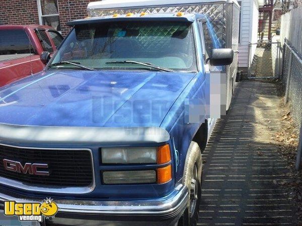 1997 - GMC Canteen Truck / Lunch Truck