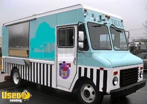 Cute GMC All-Purpose Food and Coffee Truck Mobile Food Unit