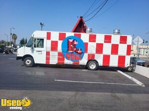 2009 24' Workhorse All-Purpose Food Truck with Fire Suppression & HCD Insignia