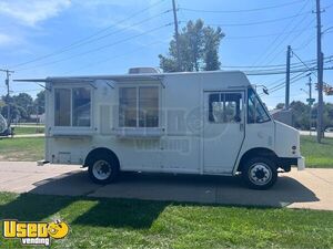2004 Utilimaster All-Purpose Food Truck | Mobile Food Unit