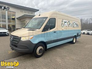 Low Mileage - 2022 Mercedes-Benz Sprinter 4500 Ice Cream Truck