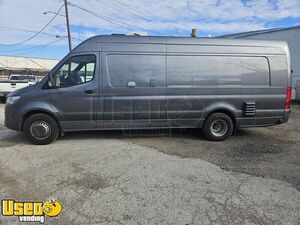 Versatile - 2022 Mercedes-Benz Sprinter 4500 All-Purpose Food Truck