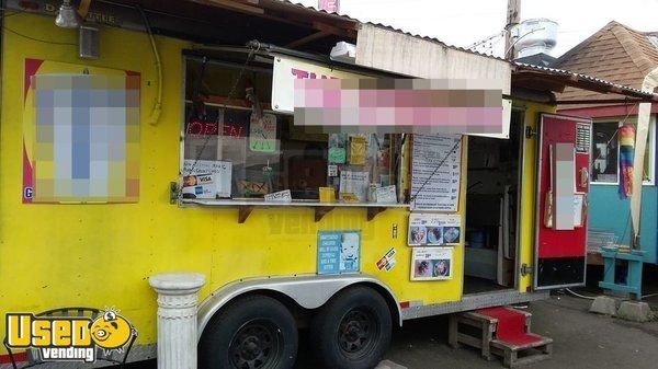 2000 8' x 20'  Doolittle Food Concession Trailer