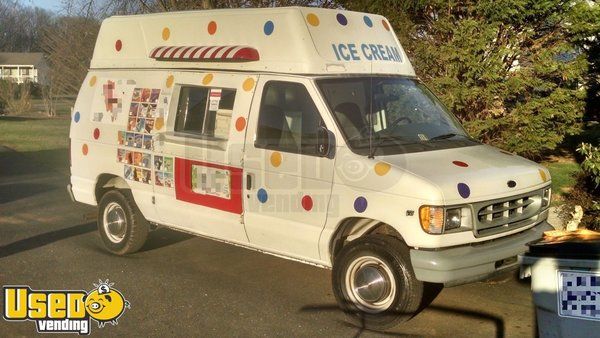 2000 Ford E250 16' Ice Cream Truck / Used Mobile Ice Cream Unit