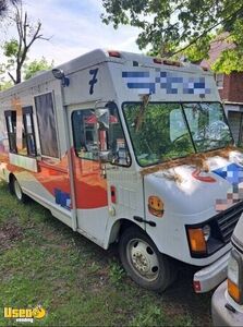 2001 26' Workhorse All-Purpose Food Truck | Mobile Food Unit