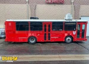 2000 30' Gillig Bus Ice Cream & Crepes Truck | Mobile Ice Cream Parlor Bustaurant