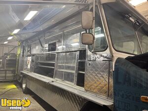 Well-Maintained WYSS 22' GMC P3500 All-Purpose Catering Food Truck Mobile Food Unit