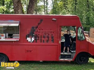 Used Chevy P30 26' Step Van Wood-Fired Brick Oven Pizza Food Truck