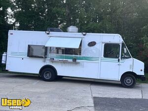 Well-Maintained 2006 Mobile Kitchen All-Purpose Food Truck