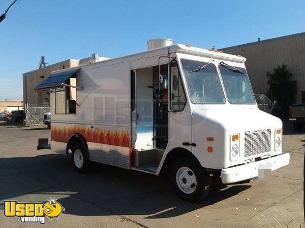 Grumman P30 Workhorse Food Truck