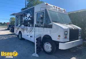 Well Equipped - 2000 Freightliner MT45 All-Purpose Food Truck