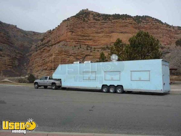 2000 - 45' x 8' Bear Gooseneck 3 Axle Catering / Concession Trailer with Living Quarters