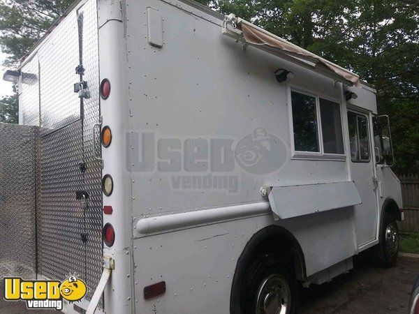 Step Van All-Purpose Food Truck / Lonchera - Super Clean