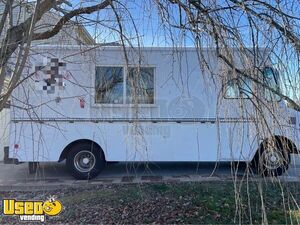 Chevrolet P-30 Mobile Kitchen Food Truck with Clean Interior