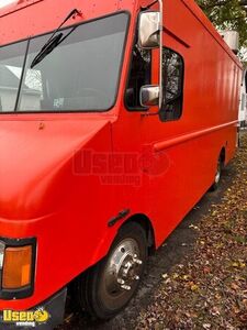 2001 Freightliner MT45 Step Van All-Purpose Food Truck