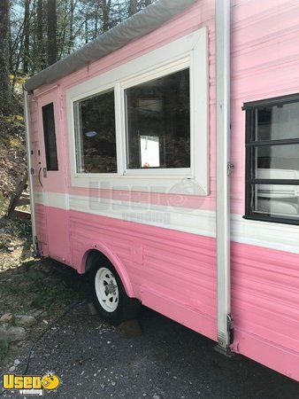 7' x 17' Bakery / Dessert Catering Concession Trailer