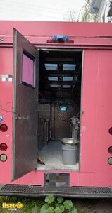 2004 Chevrolet Mobile Kitchen Food Truck with Fire Suppression System