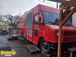 Versatile - 2001 GMC All-Purpose Food Truck Mobile Food Unit