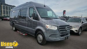 Low Mileage - 2022 Mercedes-Benz Sprinter 4500 All-Purpose Food Truck