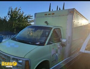2001 GMC Savanna G3500 Soft Serve Ice Cream/Smoothie Food Truck with HCD Insignia