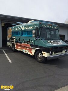 Ready to Roll GMC P3500 Kitchen Food Truck / Used Mobile Kitchen Unit