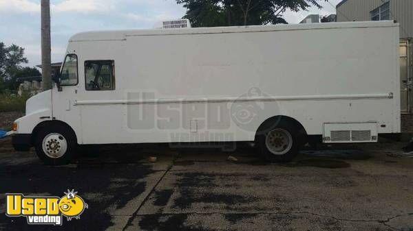 BBQ Food Truck and Smoker