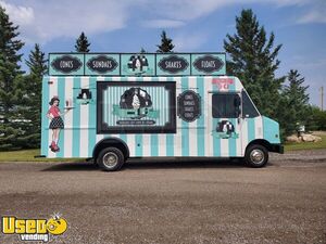 2004 25' Ford Utilimaster Soft Serve Ice Cream Concession Truck