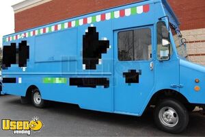 2005 Workhorse Morgan-Olson Stepvan / Mobile Kitchen Food Truck