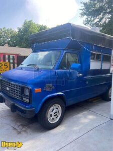 Chevy Van 30 Street Food Vending Truck / Used Mobile Concession Unit