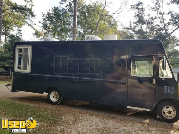 Never Used Chevrolet - 7' x 24' P30 Step Van Food Truck with 2019 Kitchen