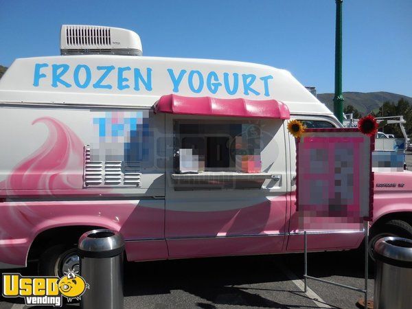 Ford Ice Cream / FroYo Ice Cream Truck
