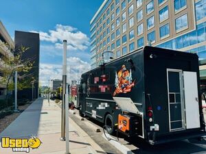 2009 Workhorse W62 Commercial Chassis Converted Kitchen Food Truck