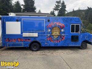 Versatile - 2007 Ford Waffle Food Truck with Fire Suppression System