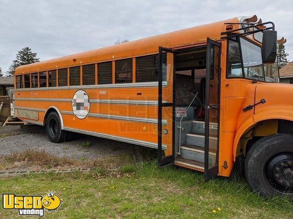 2003 International 38' Barbecue and All-Purpose Food Bus