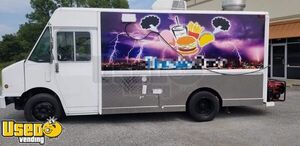 Used 2000 Freightliner W70 21' Diesel Step Van Kitchen Food Truck