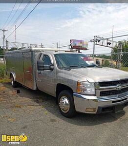 2009 Chevy Silverado HD Diesel Lunch Serving Food Truck