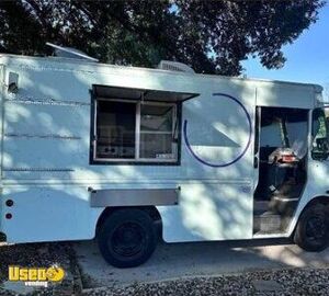 Well Equipped - 2004 7.5' x 19' Chevrolet Workhorse All-Purpose Food Truck | Mobile Food Unit