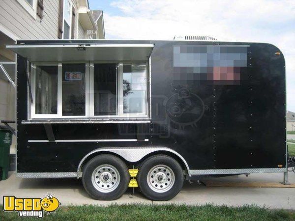  2005 - 14' x 7' C&W Concession Trailer