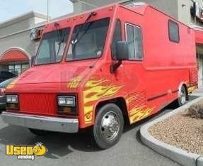 2002 - 24' Workhorse Catering Truck