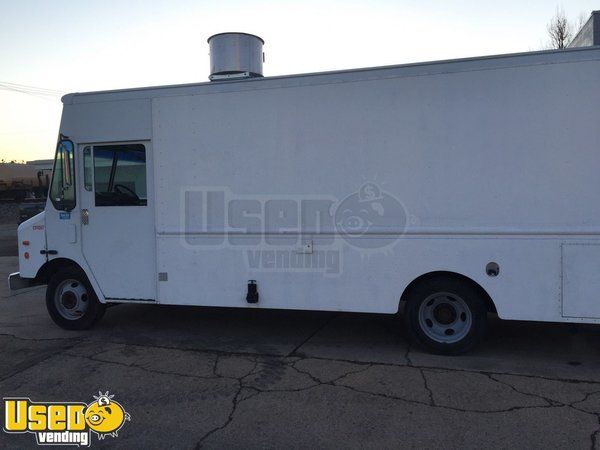 Workhorse P42 Food Truck