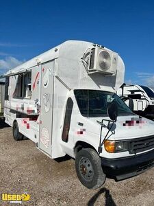 2005 - Ford All-Purpose Food Truck Used Mobile Food Bus w/ Newer Kitchen