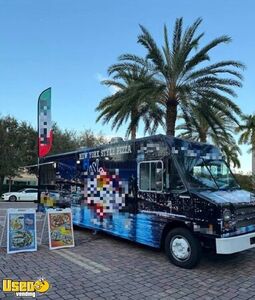 2008 - 31' Workhorse W62 Pizza Food Truck Mobile Food Unit