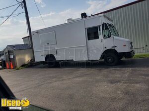 2009 Freightliner All Purpose Mobile Kitchen Food Truck w/ 2025 Kitchen Buildout + Pro Fire System