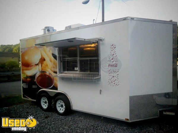 Super Clean 2017 Lark Elite 8.5' x 16' Food Concession Trailer