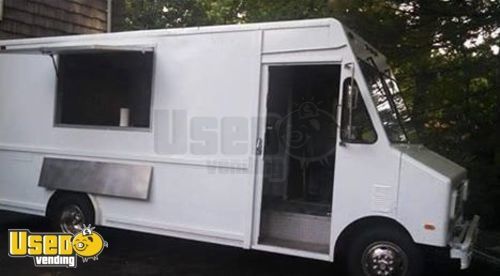 Used Ford Econoline E150 Cargo Stepvan Kitchen Food Truck